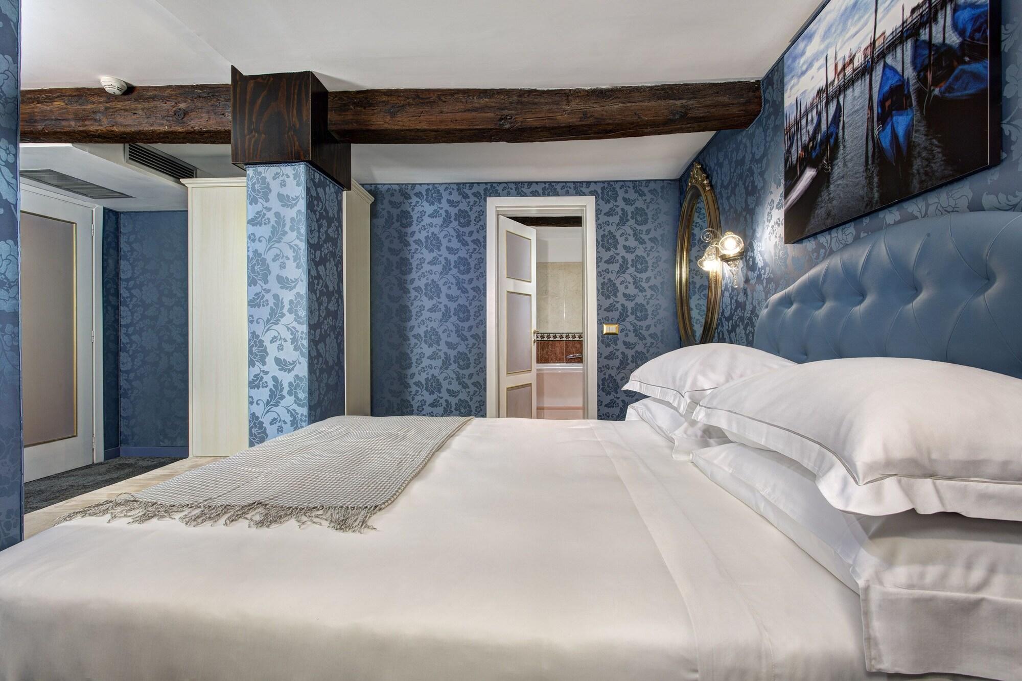 Gkk Exclusive Private Suite Venezia Bagian luar foto