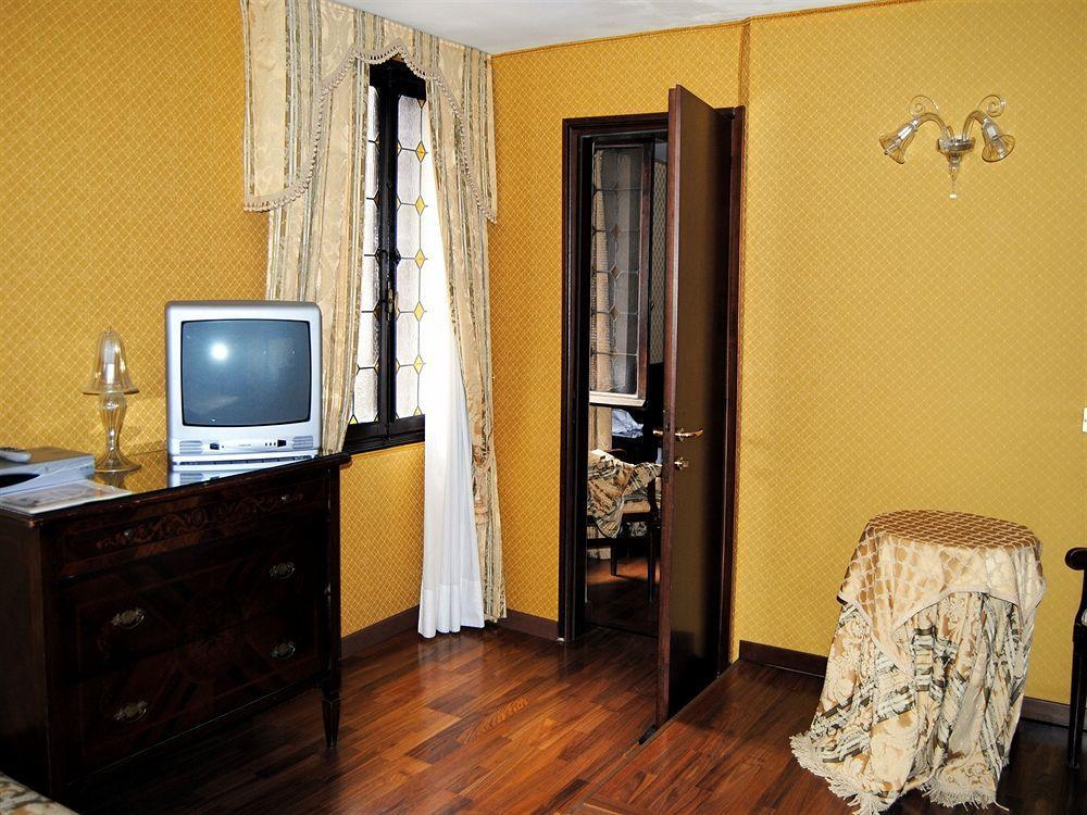 Gkk Exclusive Private Suite Venezia Bagian luar foto