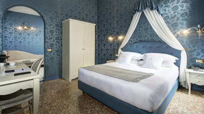 Gkk Exclusive Private Suite Venezia Bagian luar foto